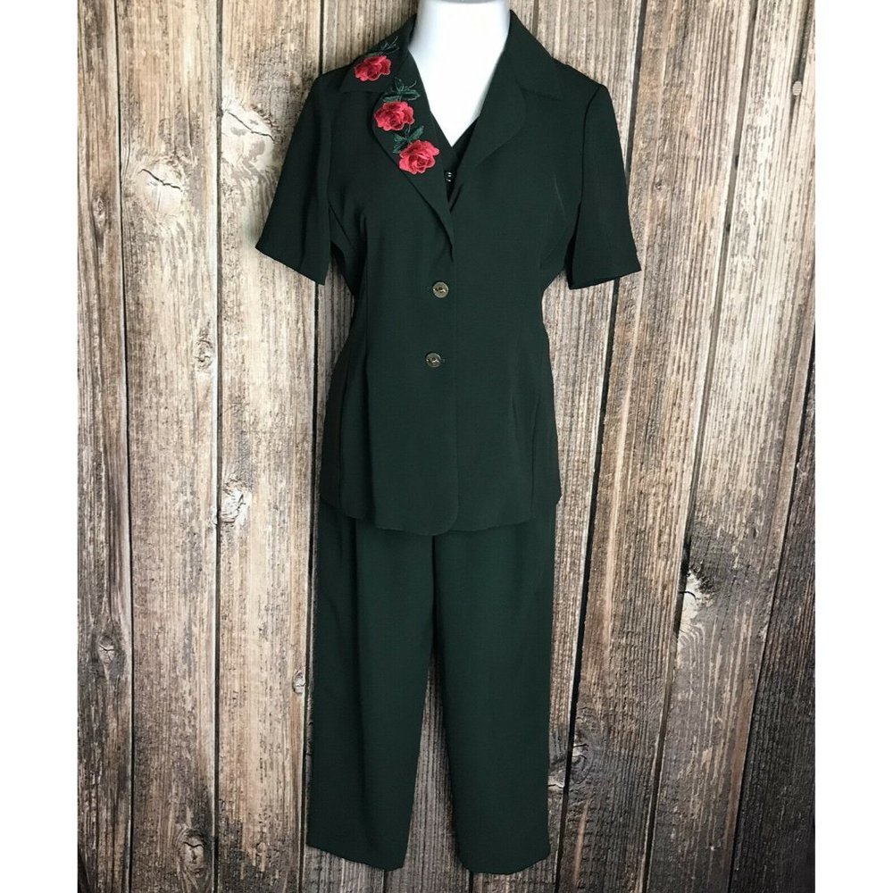 Chad's Place Green Blazer & Pant 2 Piece Set 8